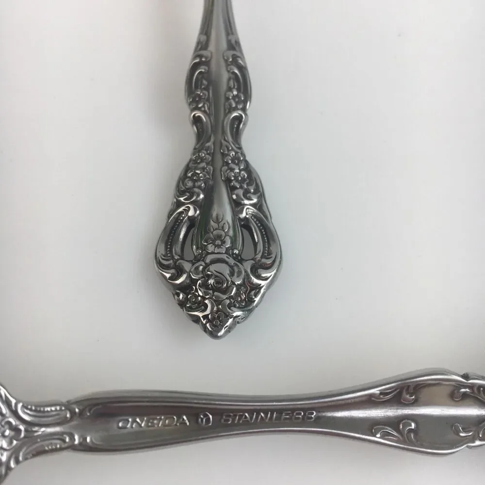 ONEIDA Heirloom Cube Michelangelo 18/10 SS Flatware Set For 12 + Serving 74Pc